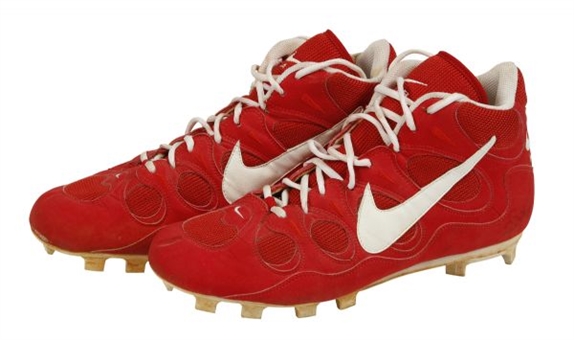 2000 Mark McGwire Game Used and Signed Nike Cleats (MEARS)